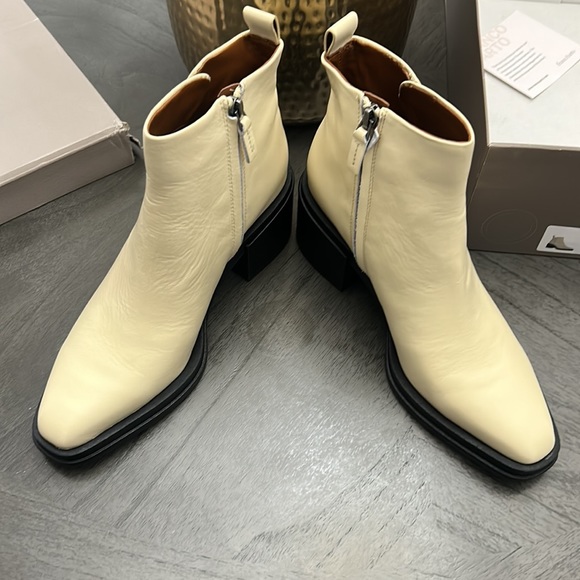 Franco Sarto Dalden Bootie - Picture 7 of 11